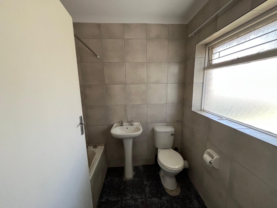 2 Bedroom Property for Sale in Table View Western Cape